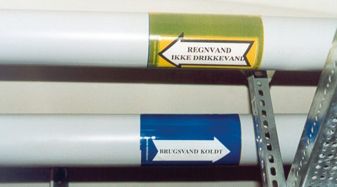 Mærkning af ledninger med hhv. regnvand og brugsvand