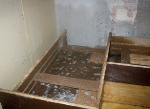 Vandskade under skab