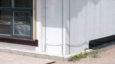 Fundament hvor fugtspærren ikke er ført under bagmur